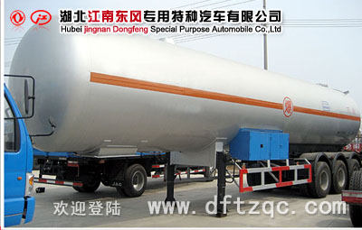 液化氣體運(yùn)輸半掛車